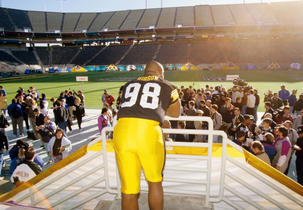 Ex Steelers and Bengals Defensive Tackle Passes Away