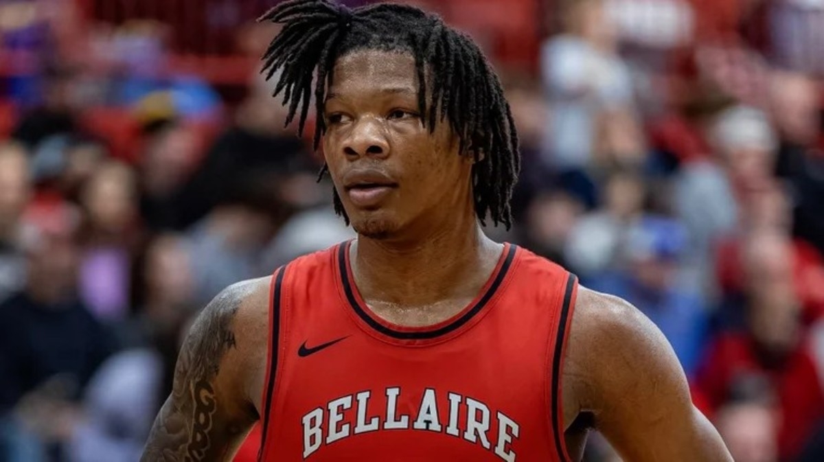 Hurricanes Steal Former Duke Signee