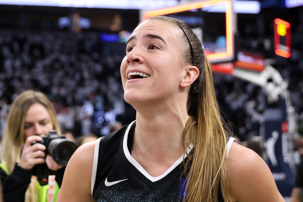 Liberty Coach's Blunt Response to Sabrina Ionescu's Behavior During Blowout