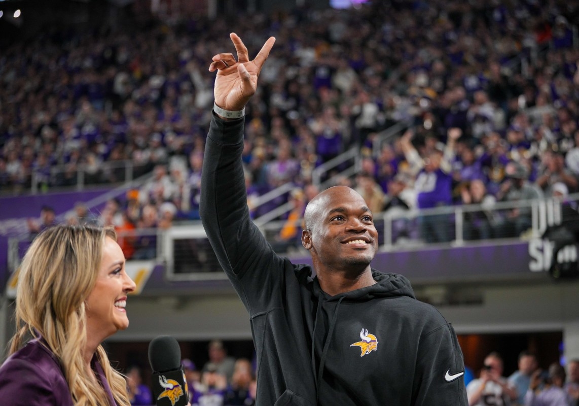 NFL Legend Adrian Peterson Poker Game Fight Video Going Viral