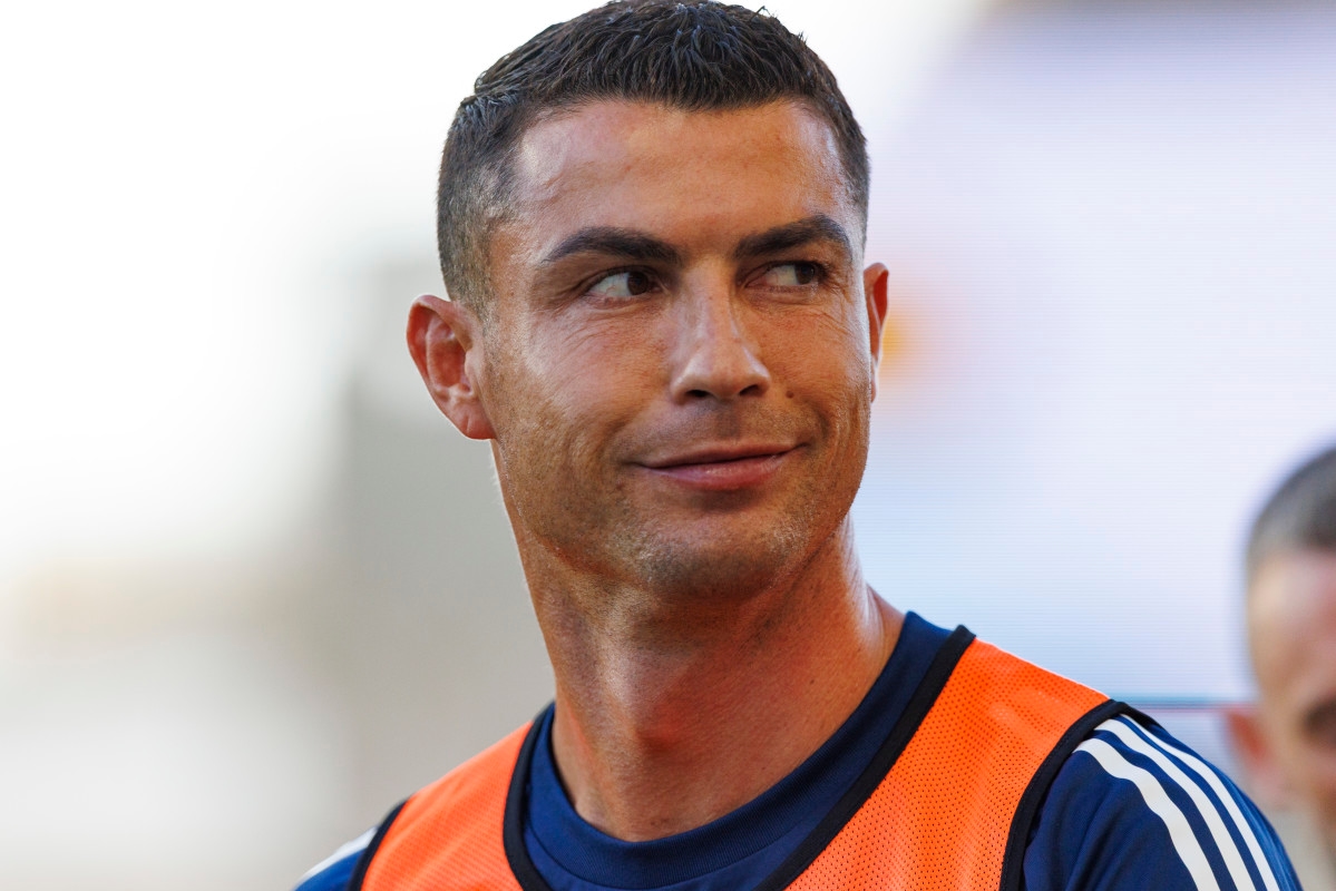Cristiano Ronaldo's Engagement Ring For Georgina Rodriguez Blows Everyone's Mind- "OMG Look at That Stone"