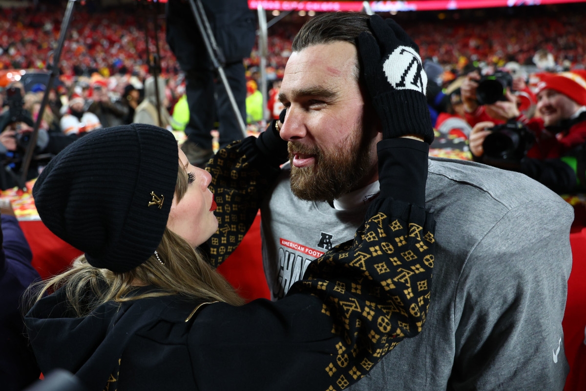 Taylor Swift Not At Fault For Travis Kelce's Predicted Fate