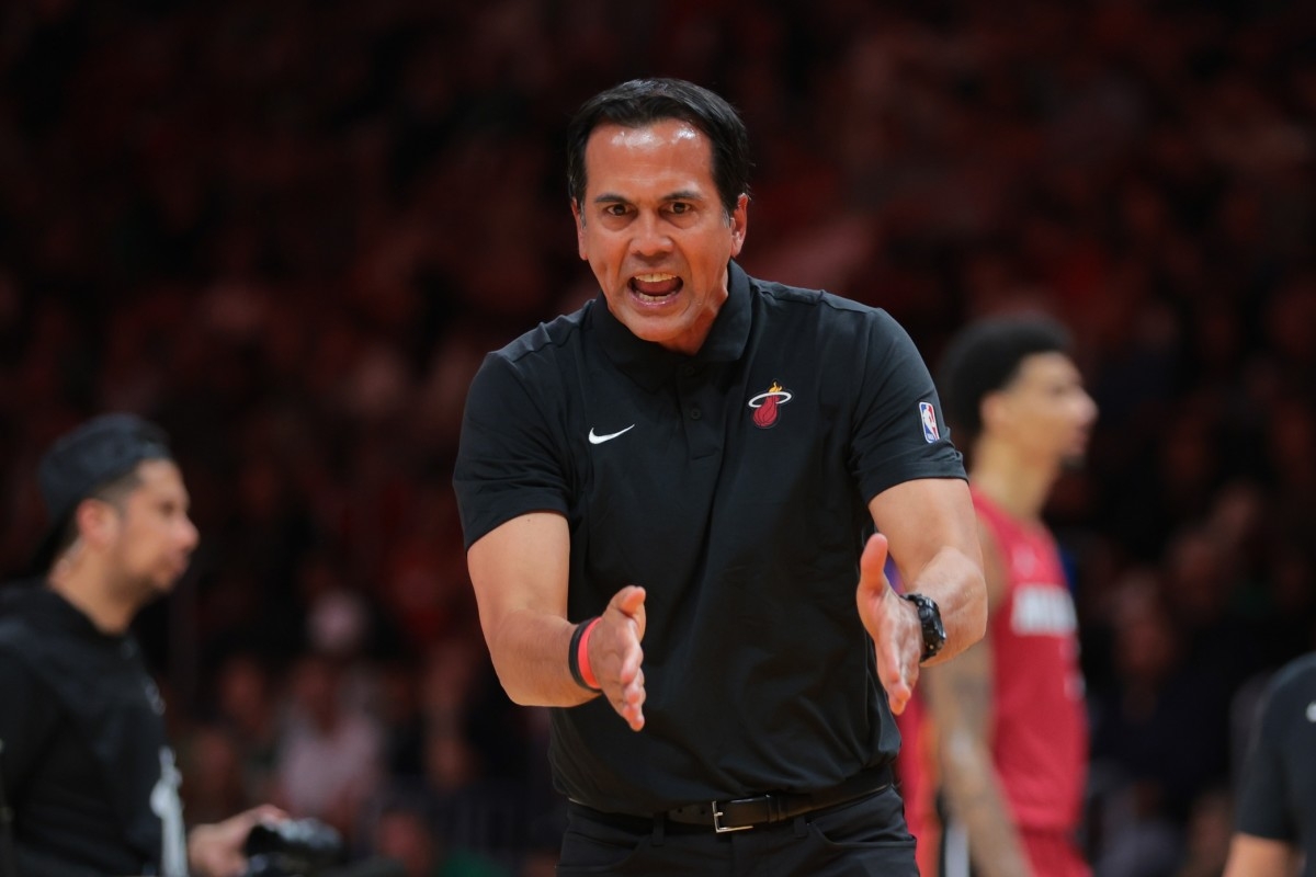 Insider Suggests 2-Time Champ, Longest-Tenured NBA Coach as Knicks' Next Leader