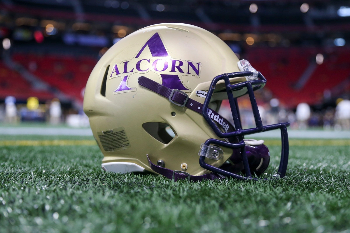 Former NFL great QB's brother killed in car crash