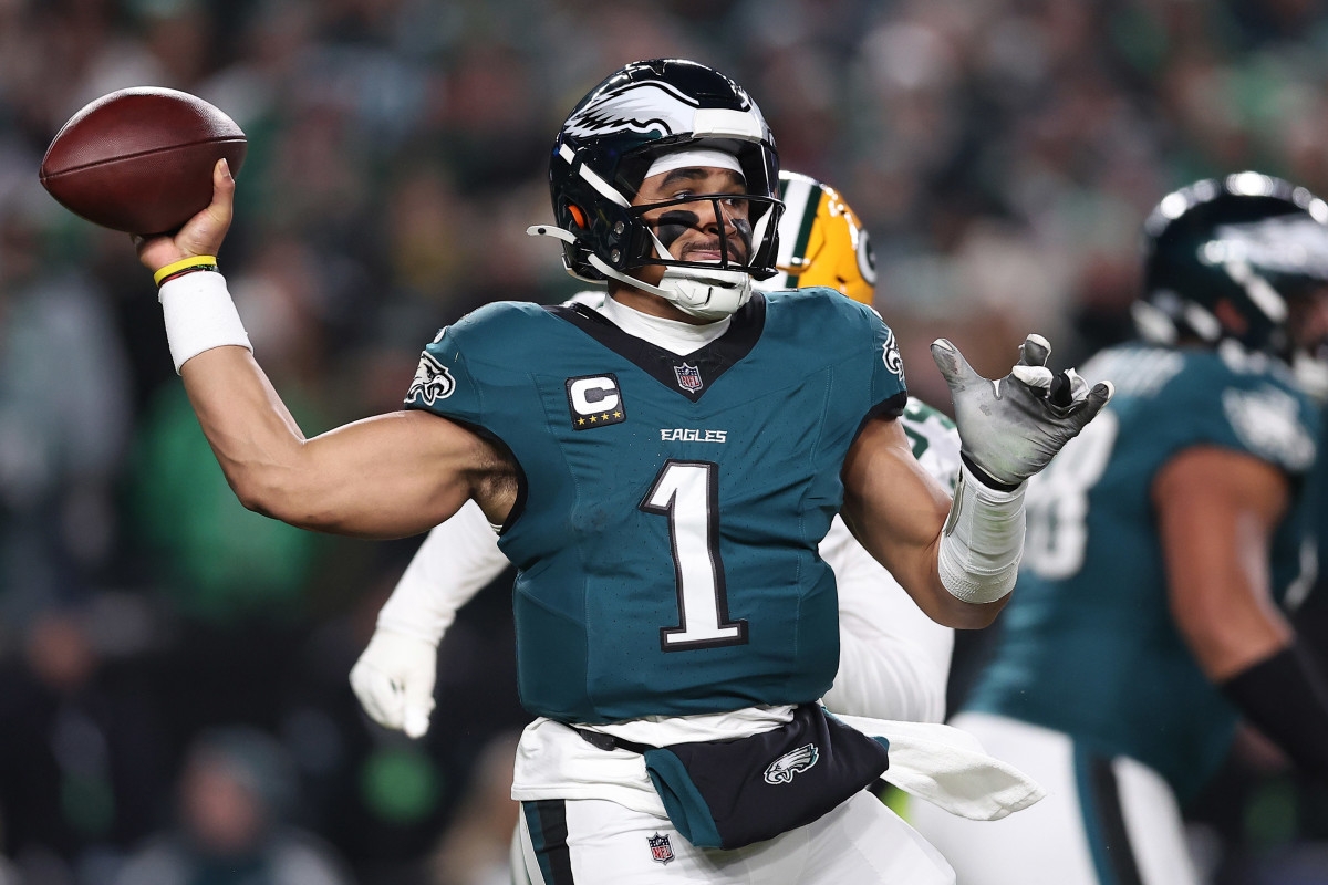 League Names Most Complete Team: 'Everyone Wants to Be Eagles'