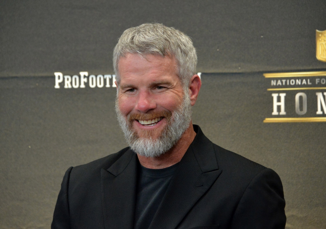 Wife Details Addiction Of Ex Jets Quarterback Brett Favre