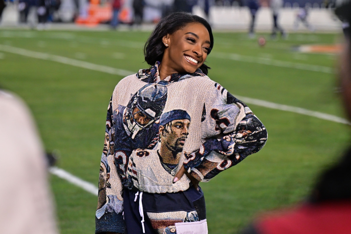 Simone Biles Makes Exciting Announcement on Friday
