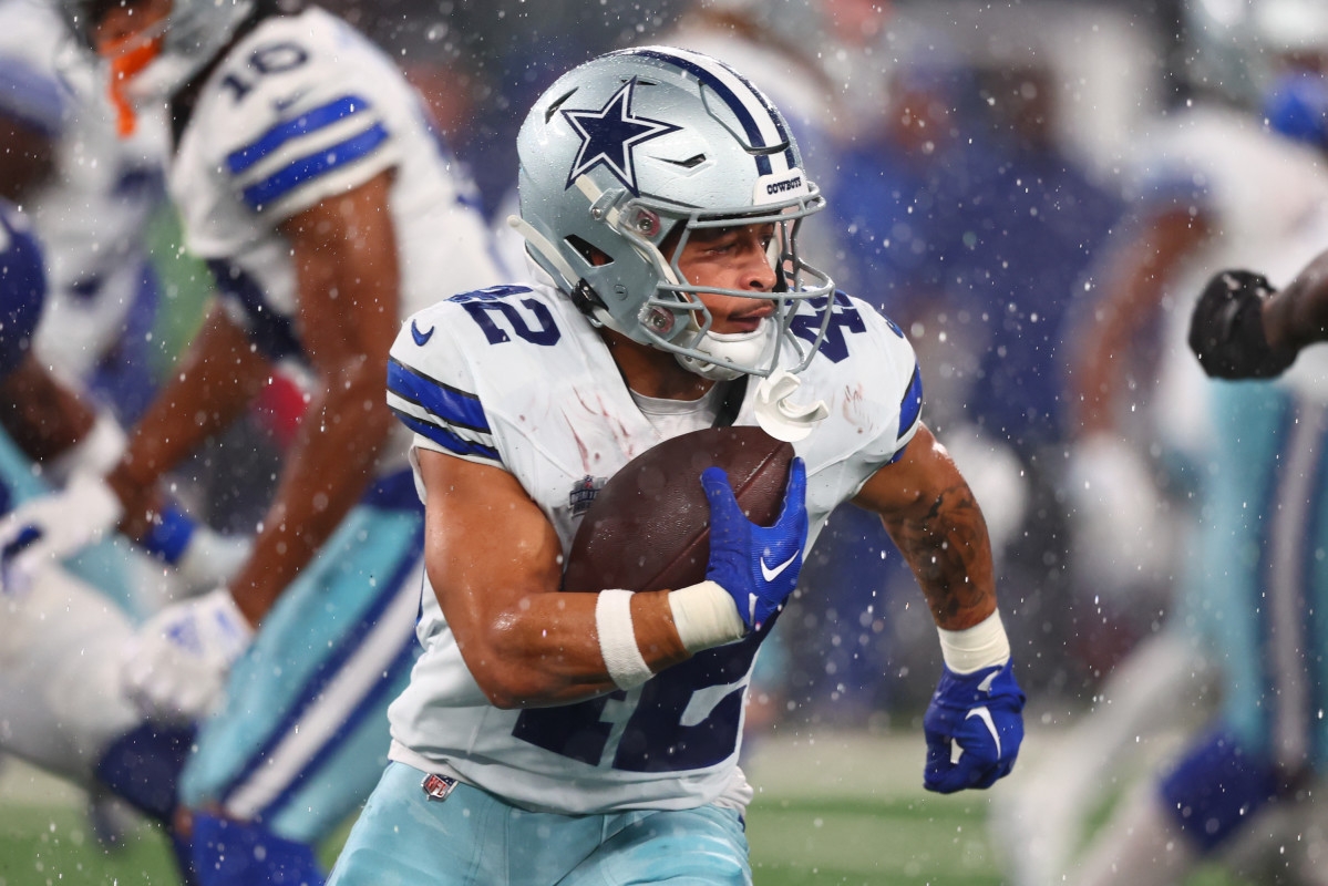 NFL Analyst Compares Cowboys RB to Lakers' Bronny James