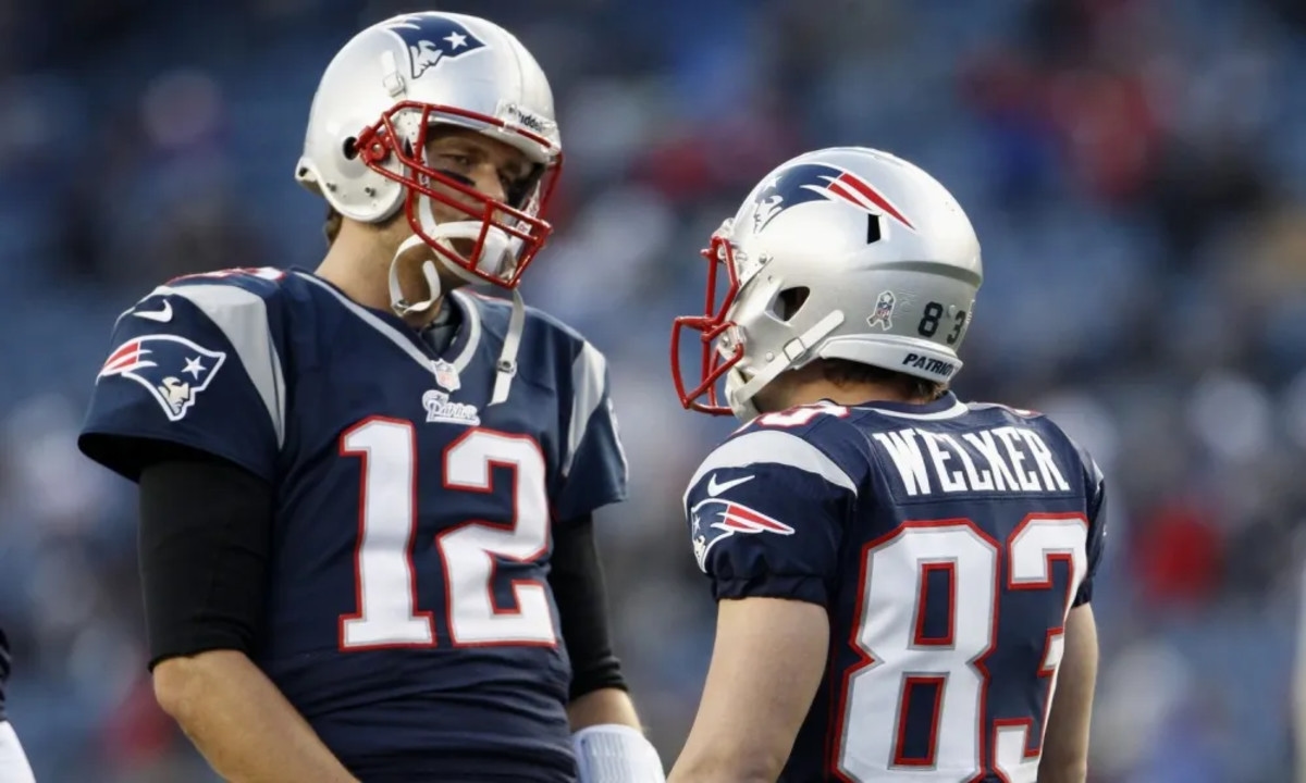 Julian Edelman Just Exposed the Real Difference Between Tom Brady and Aaron Rodgers