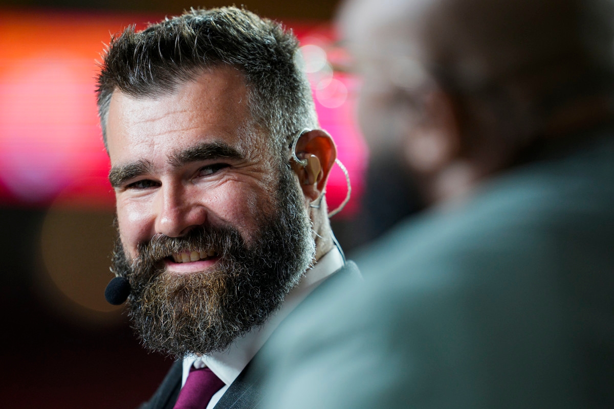 Jason Kelce Makes Personal Announcement on Wednesday