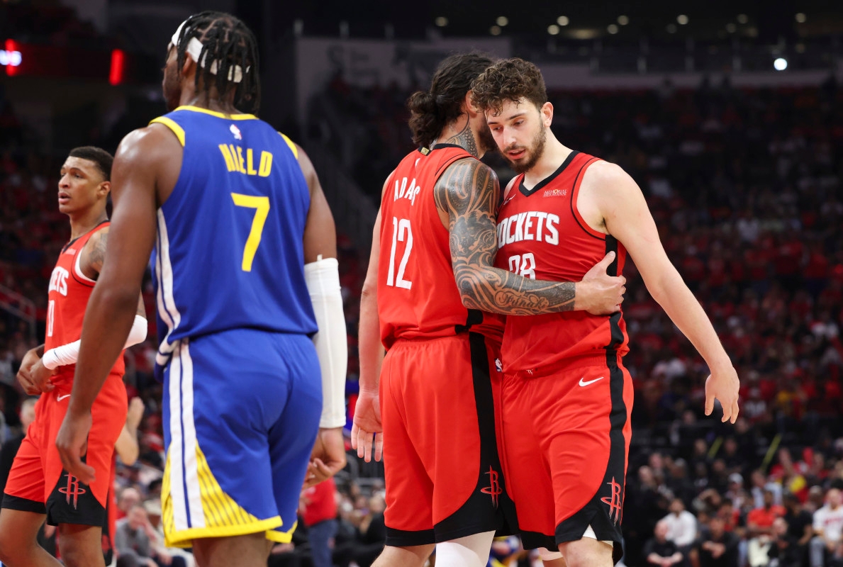 Houston Rockets Lock down Steven Adams