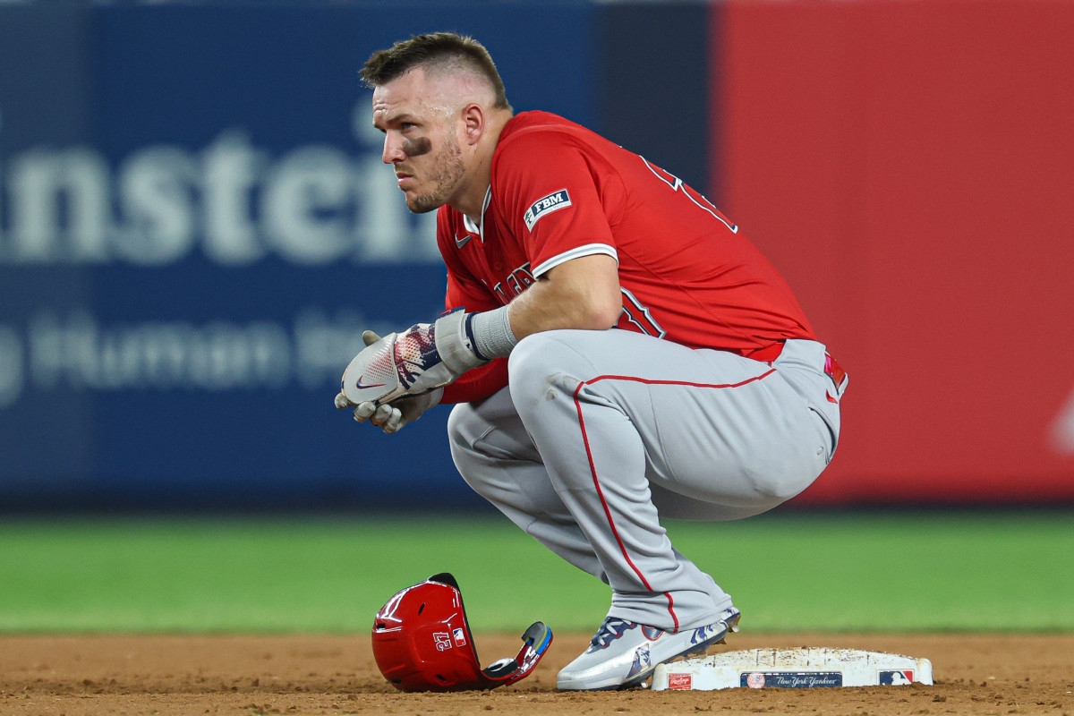 Angels Fans React to Mike Trout Post on Monday