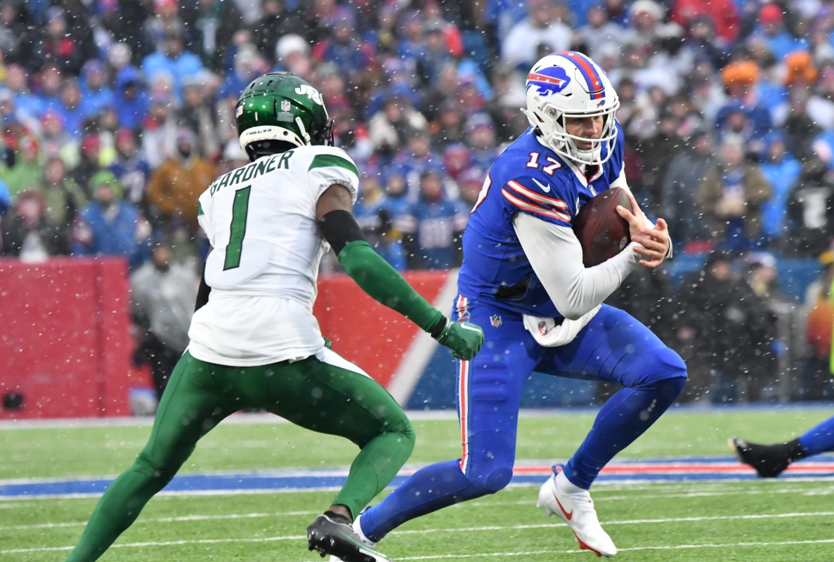 Bills' QB Remains Boogeyman For AFC East Rivals