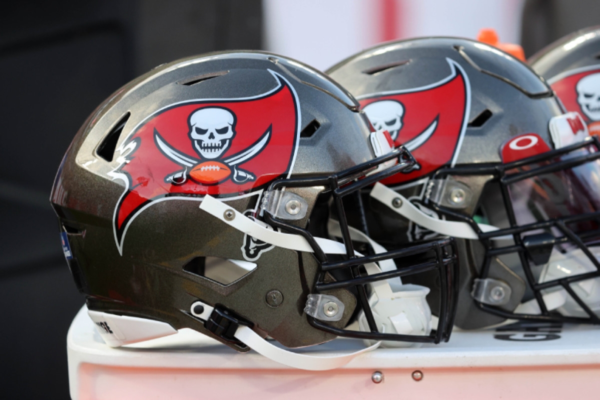 Buccaneers Super Bowl MVP Defends 2025 Draft Class