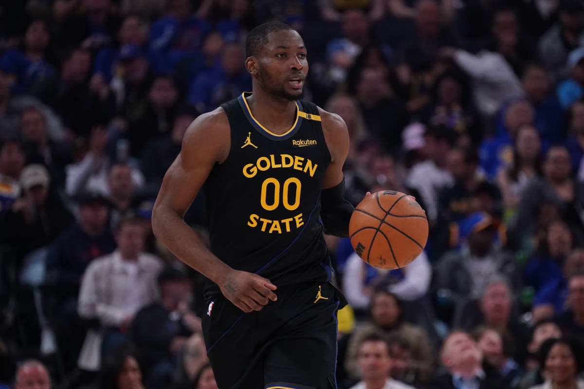 Warriors' Jonathan Kuminga Named 'Fallback Option' For Kevin Durant Suitor