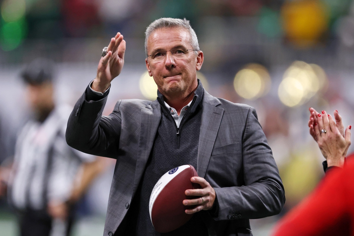 Urban Meyer Hails Two Big Ten Powerhouses For Adapting to New NIL Era