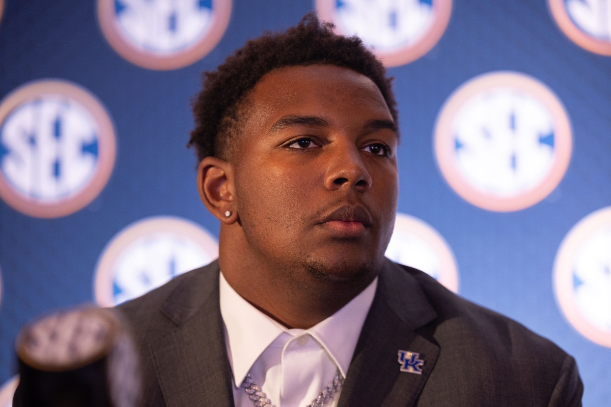 During the NFL Scouting Combine, defensive tackle Deone Walker thought Lamar Jackson was "robbed" of the MVP ... now he is teammates with the man who actually won the award.