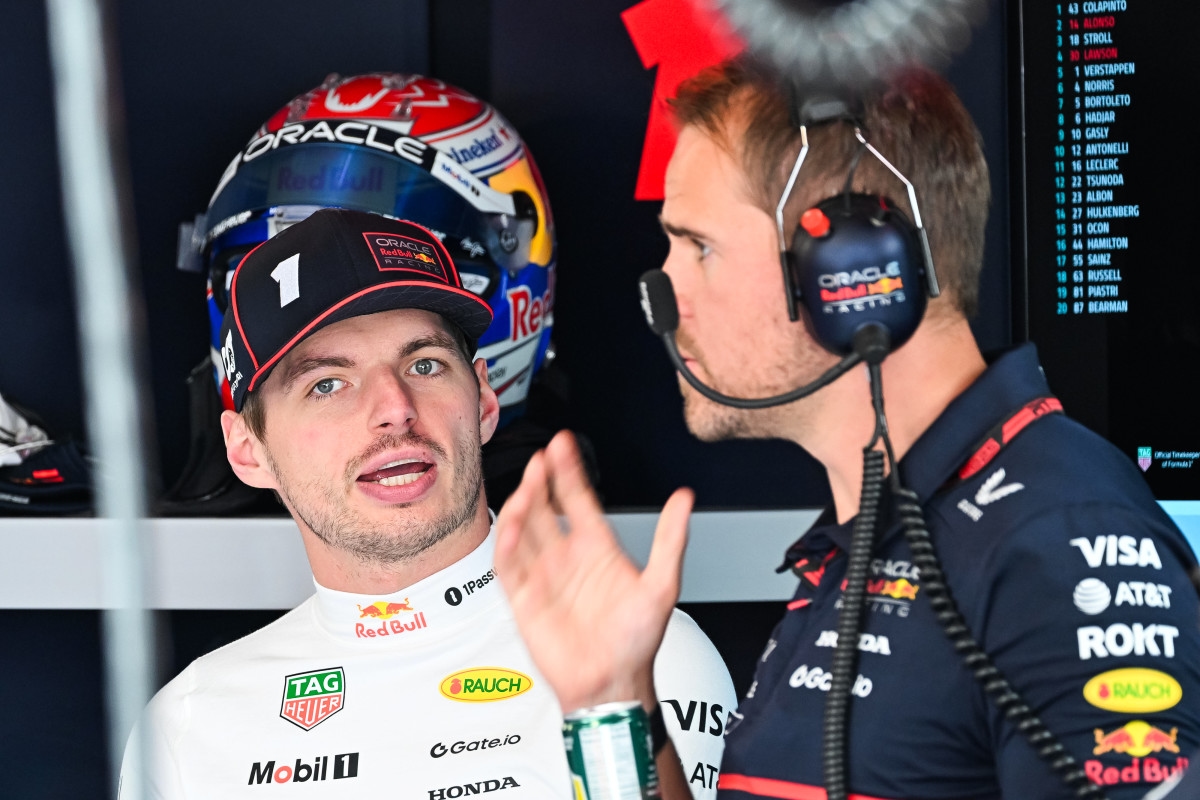 Red Bull Boss Picks Max Verstappen's Replacement Amid Mercedes Rumors