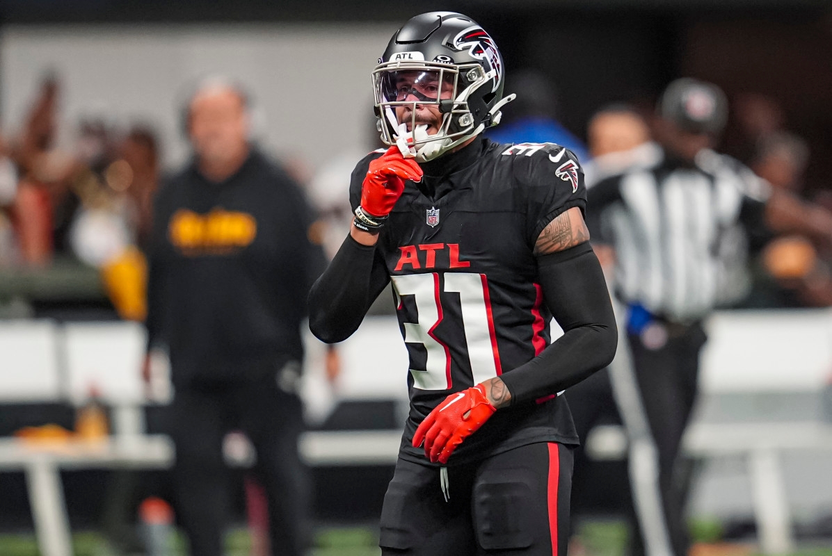 Bucs Urged To Sign 'Best-Fit' 4-Time All-Pro Safety