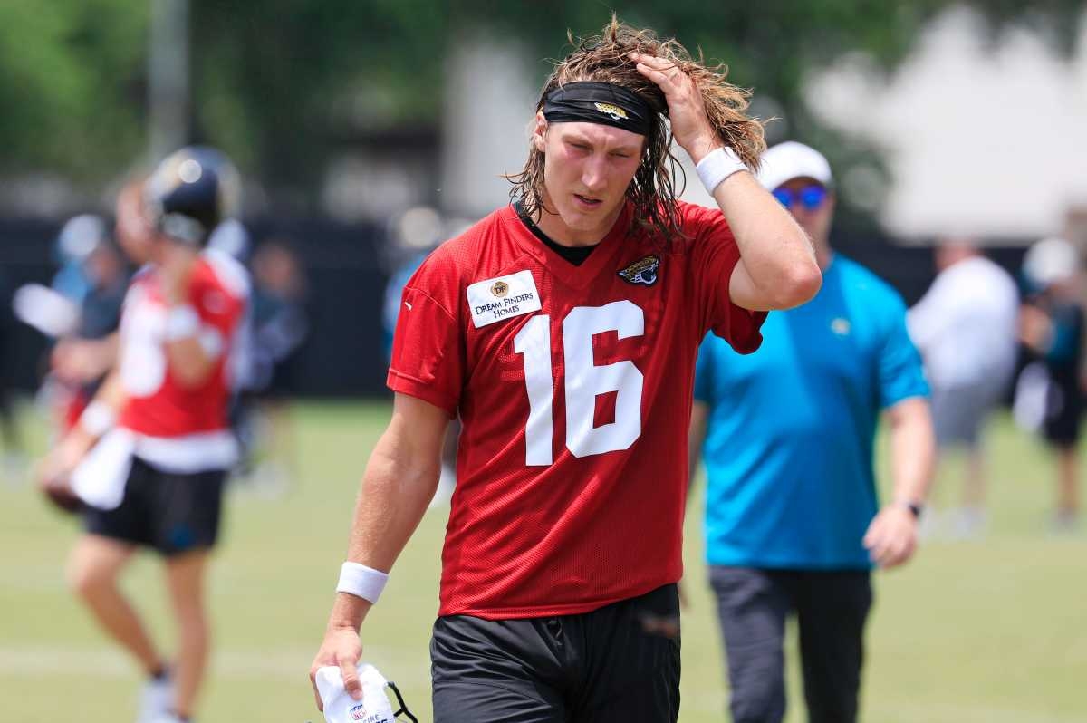 Trevor Lawrence Reveals ‘Bit of Soreness' After Not Throwing for Months