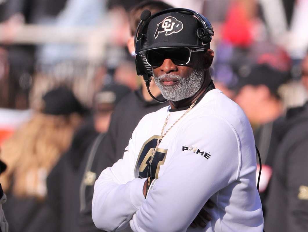 Deion Sanders Ends Beef With Former NFL Player