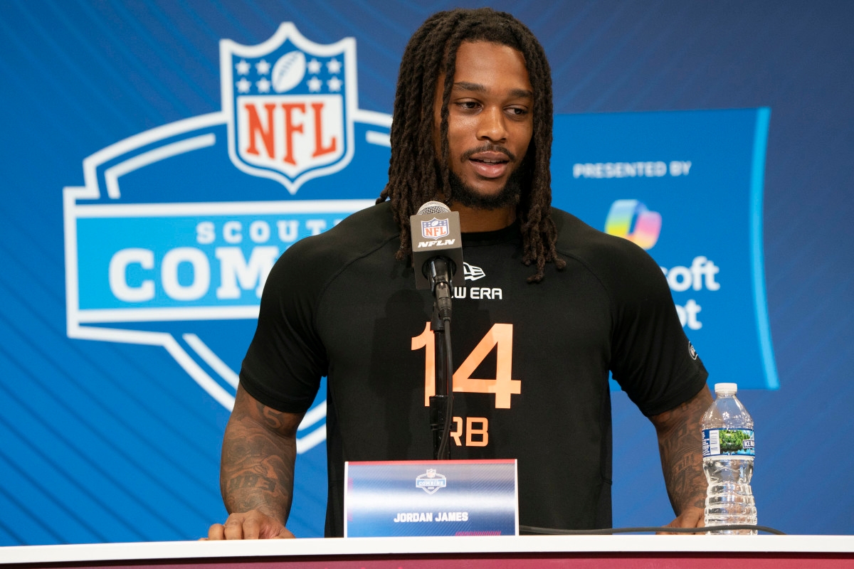 49ers Use ‘Deebo' Pick on Projected McCaffrey Replacement
