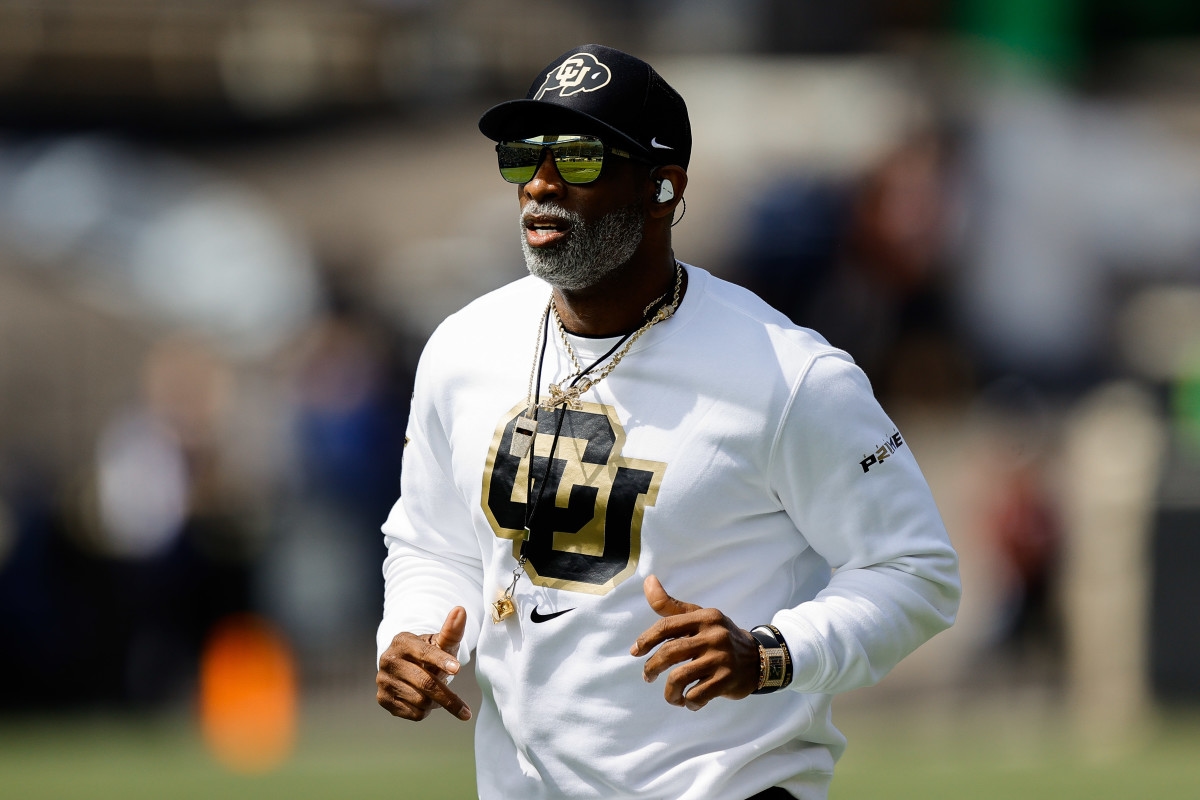 Deion Sanders' Nike Air Diamond Turf 'Emerald' Release Date With OG Treatment