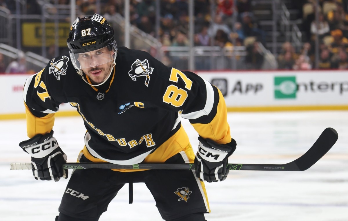 NHL Fans Urged to 'Keep A Close Eye' On Sidney Crosby's Future