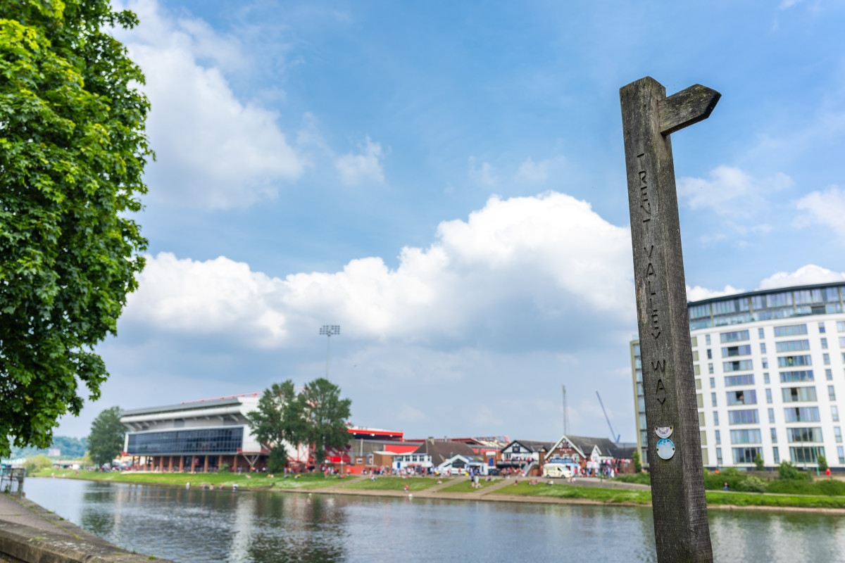 Nottingham Forest Boots Bonnie Blue Over X-Rated Plans