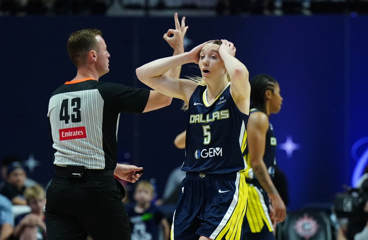 Fans React to Paige Bueckers' Bad News on Wednesday