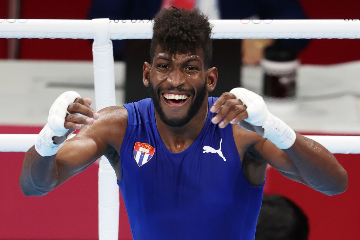 Andy Cruz Faces Hironori Mishiro In IBF Lightweight Final Eliminator