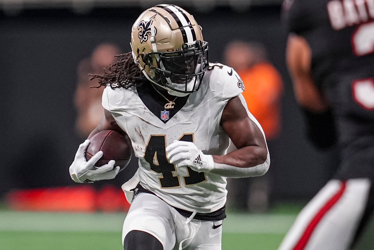 Chiefs 'Alvin Kamara Clone' Among Reasons Scout Raves About Moves