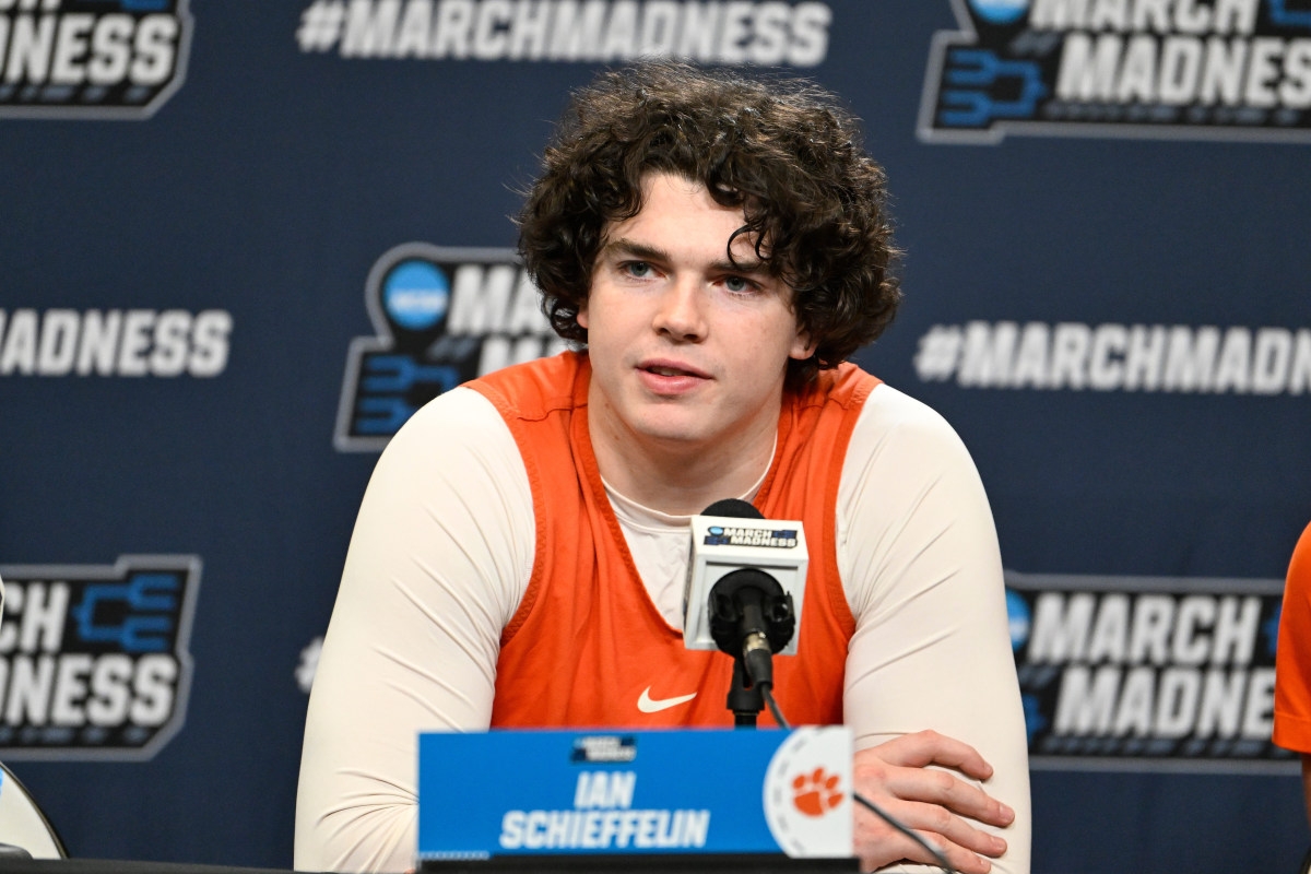 Clemson Basketball Star Announces Shocking Switch to Football Team