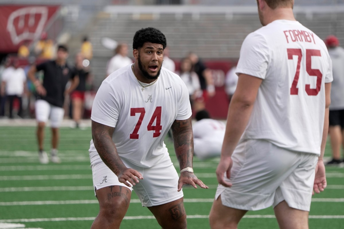 Browns Add 'Mammoth' Offensive Tackle with Extra First-Round Pick in 2026 NFL Mock Draft