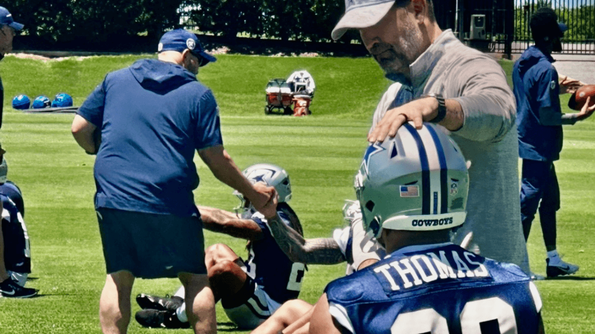 Cowboys' Schottenheimer Won't Shy Away From Super Bowl Prediction