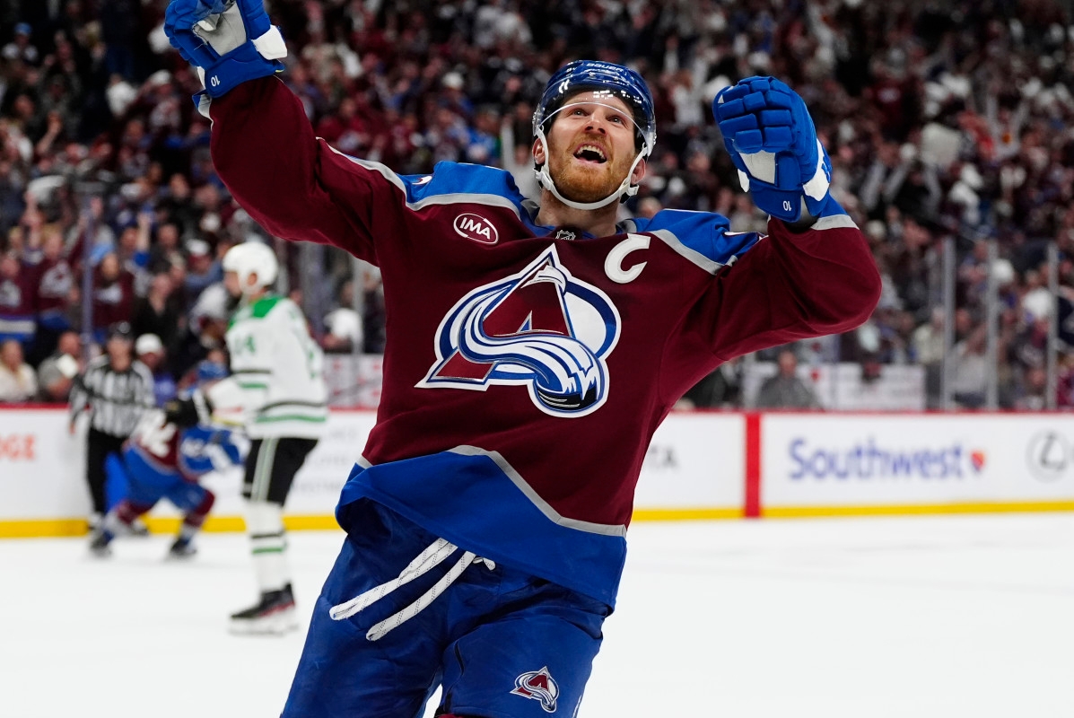 Avalanche React to NHL's Big Gabriel Landeskog Announcement