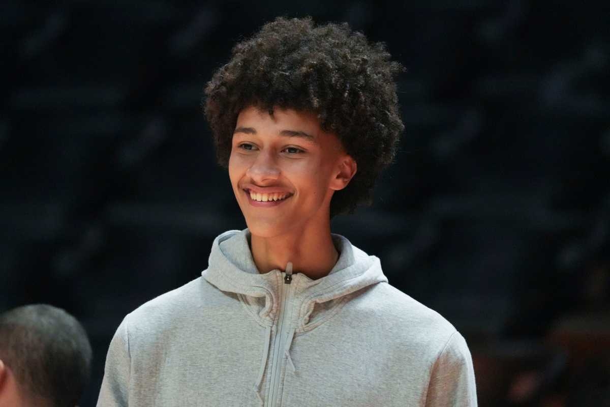 No. 4 College Basketball Recruit Reacts to Big Tennessee Announcement