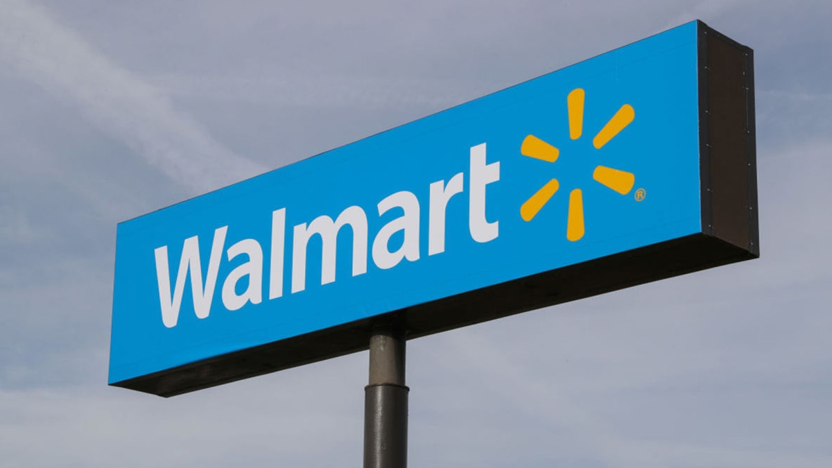 Walmart Is Selling $200 Military Smart Watches for Only $37