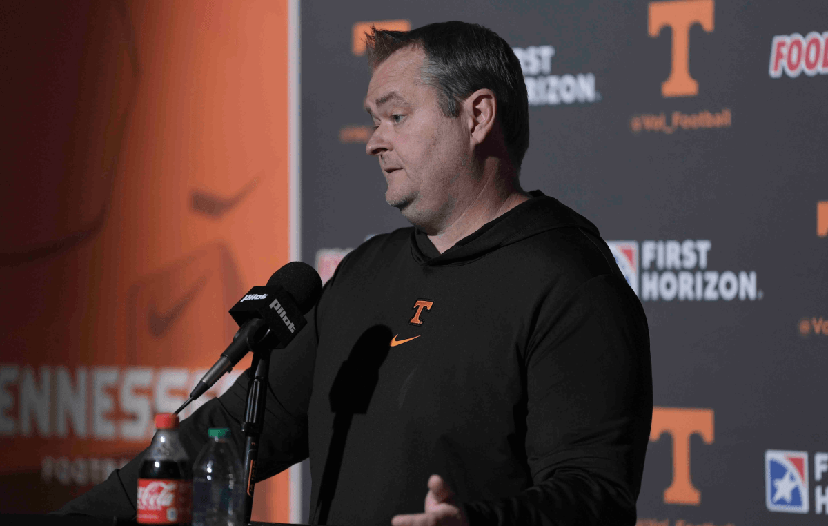 The Tennessee Vols have their eye on one of the top 2027 quarterback recruits in the nation