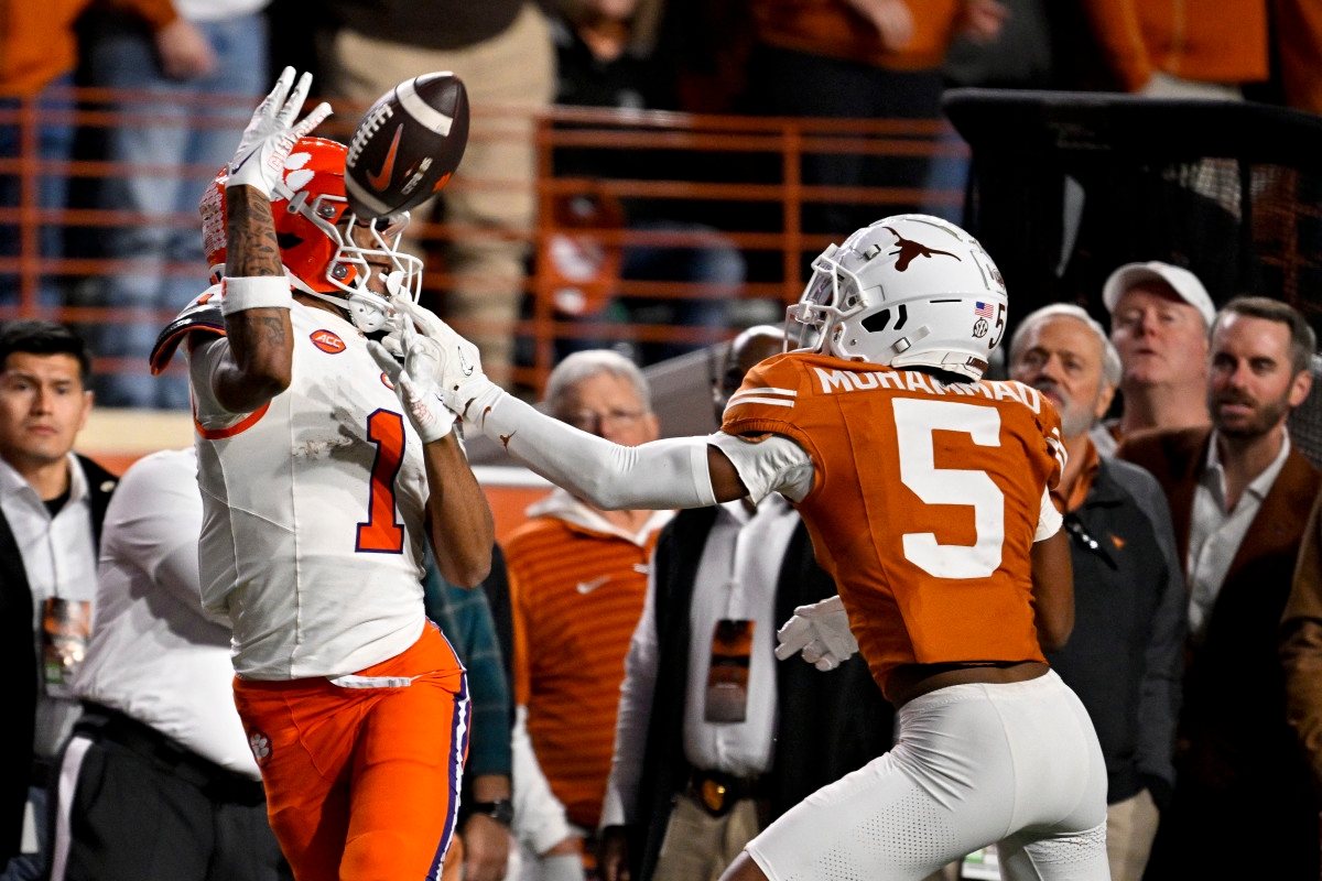 Texas Longhorns' dynamic duo rightfully honored in special way ahead of college football season as key leaders of defense in 2025