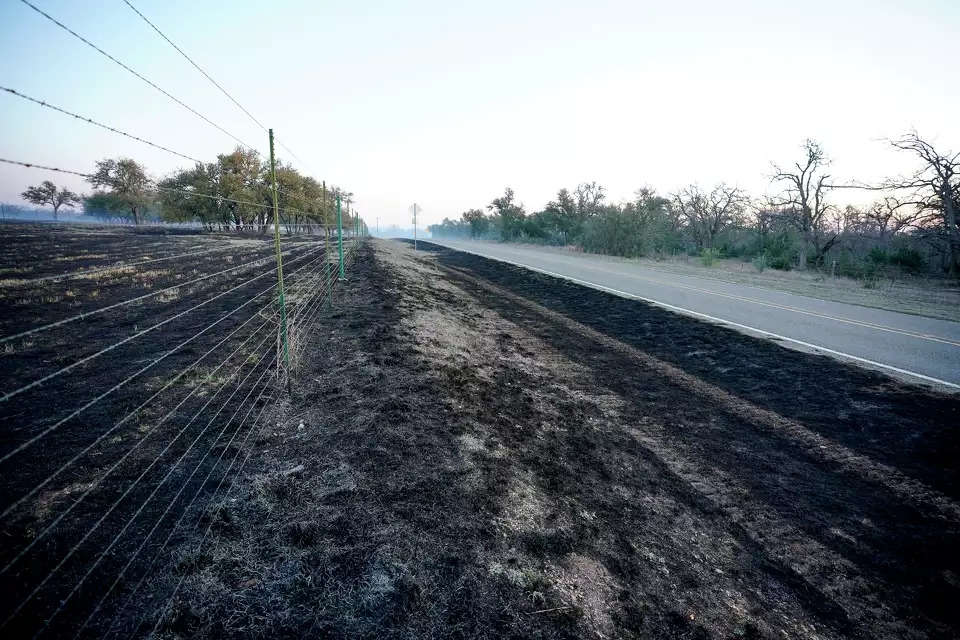 Pauline Road Fire in San Jacinto County triggers evacuation orders. See Texas wildfire map