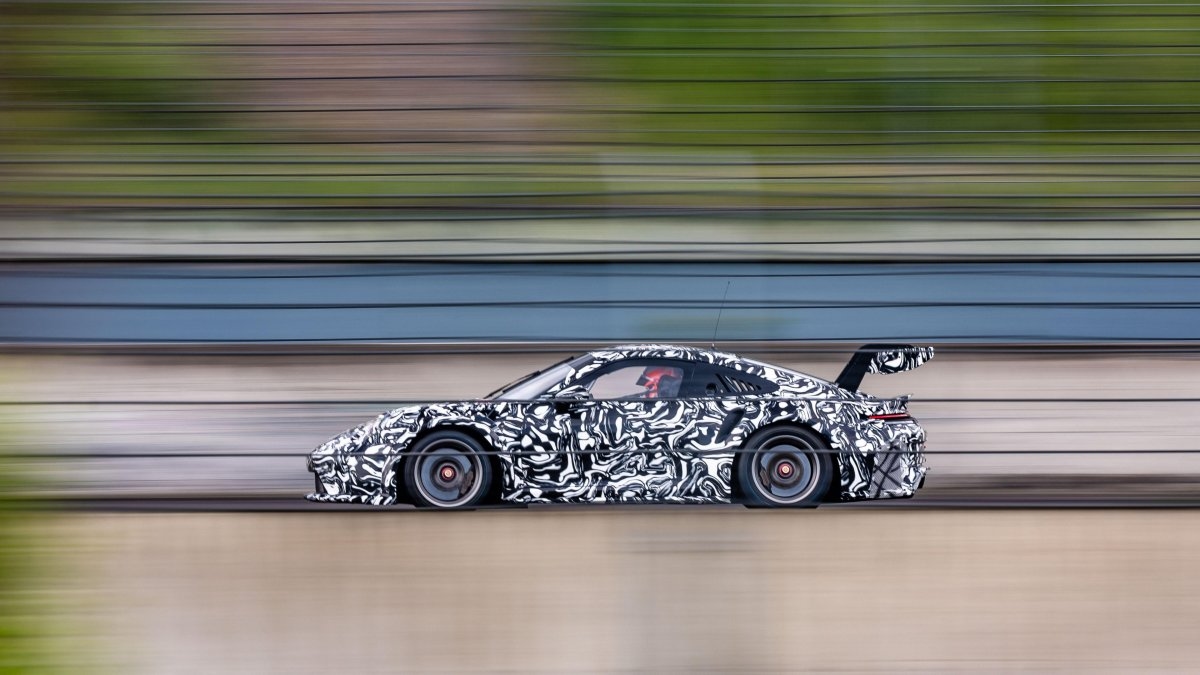 Porsche Unveils New Porsche Cup Race Car With a Focus On Renewable eFuels