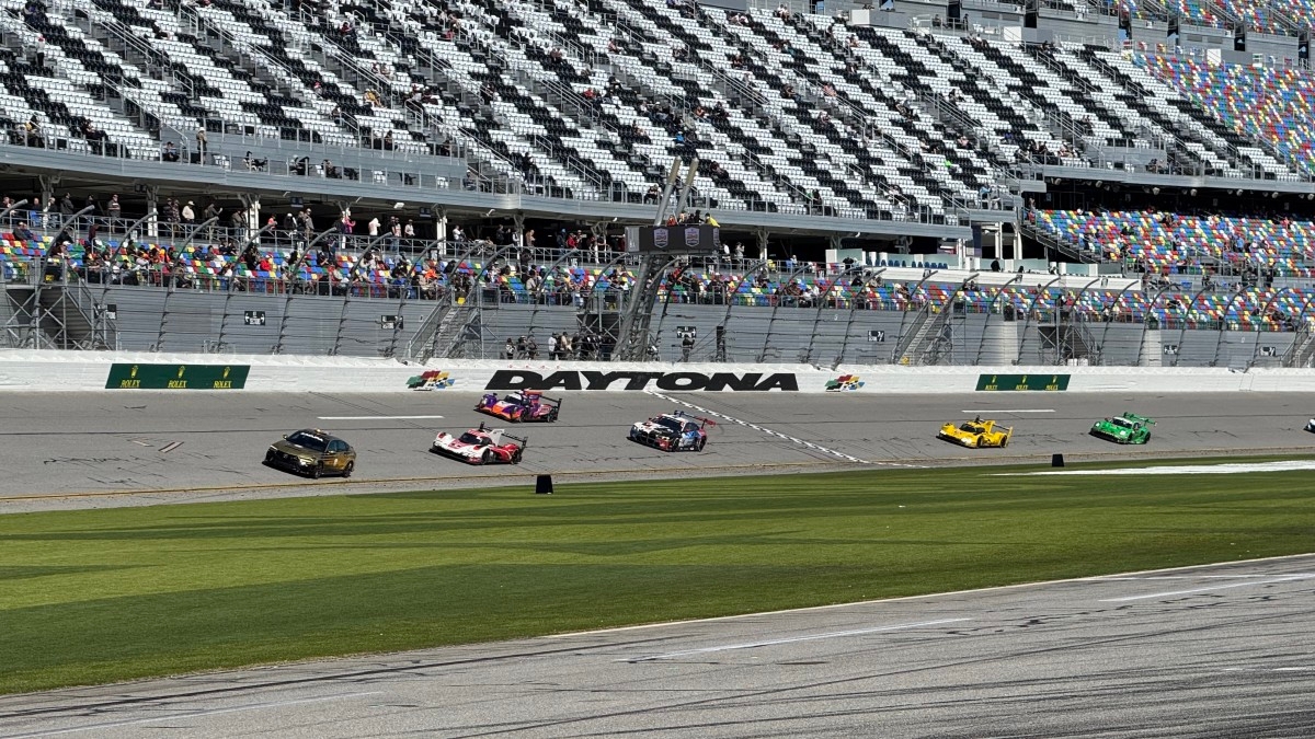 How drivers and teams prepare for an endurance race