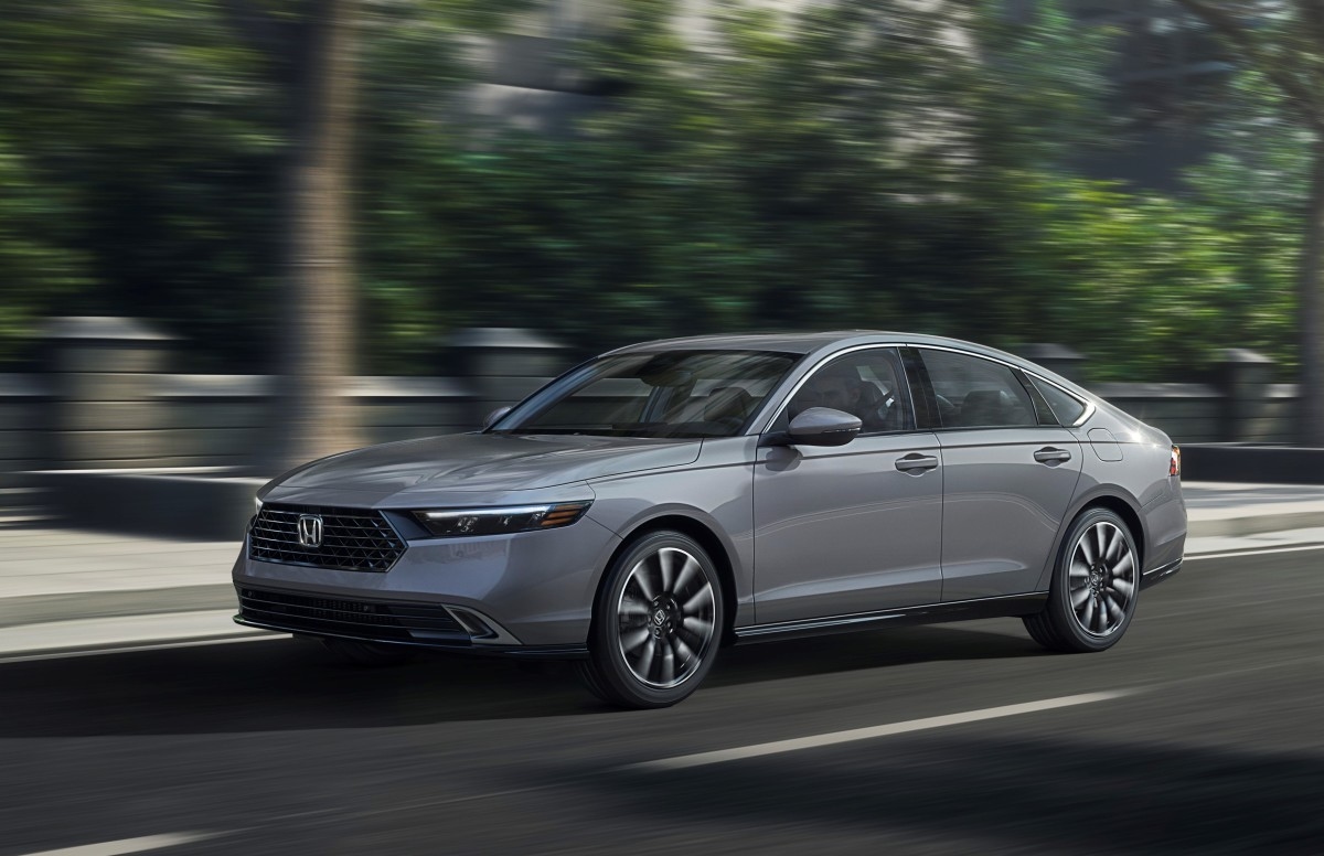 Shopping For a Honda Accord? Here's What Experts Say You Should Look at Instead