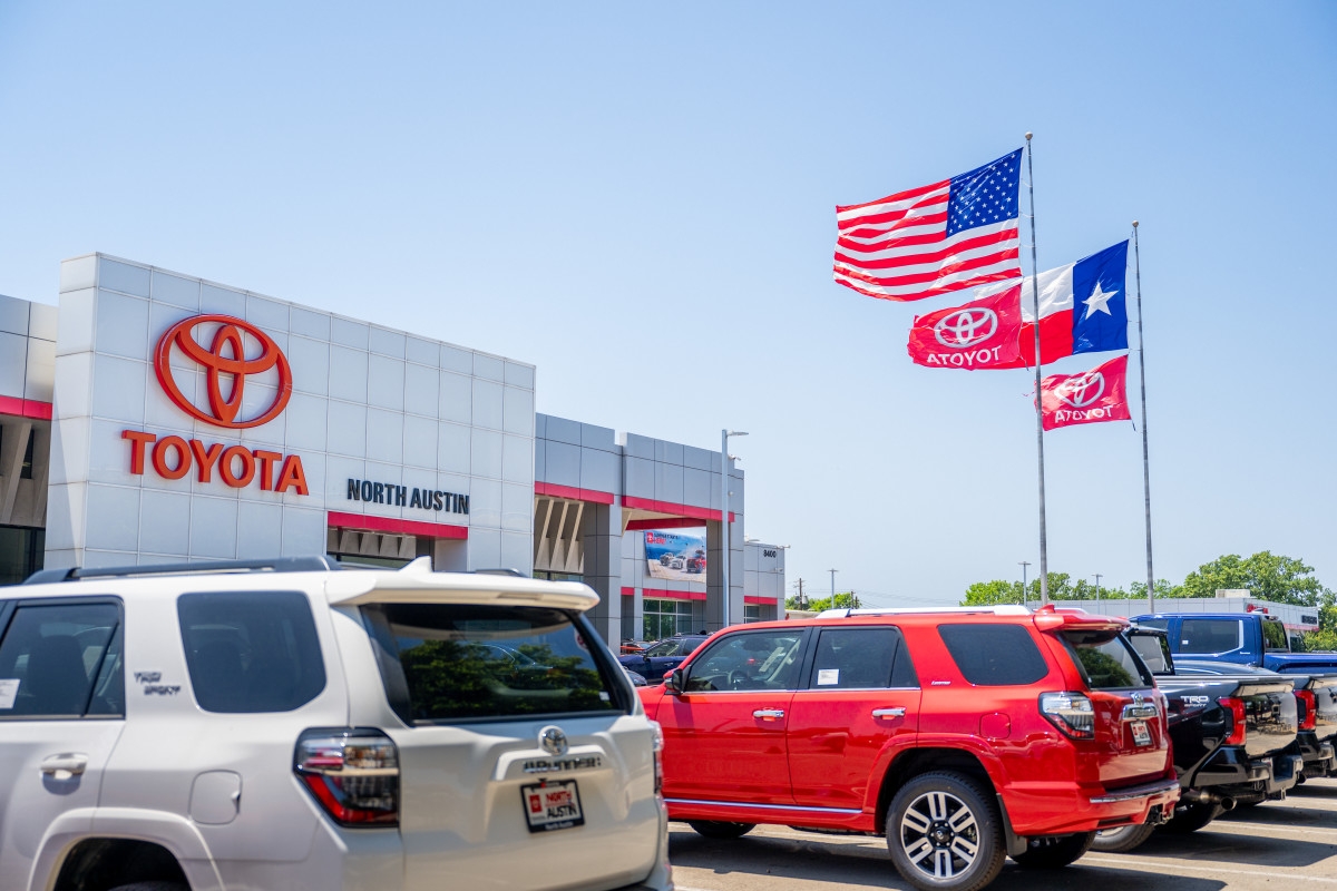The most reliable new midsize SUVs in 2025