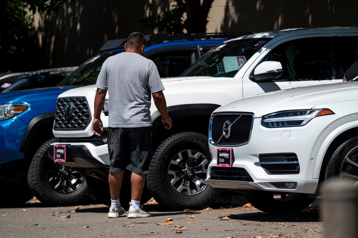 Court strikes down car dealer junk fee ban, leaving buyers vulnerable