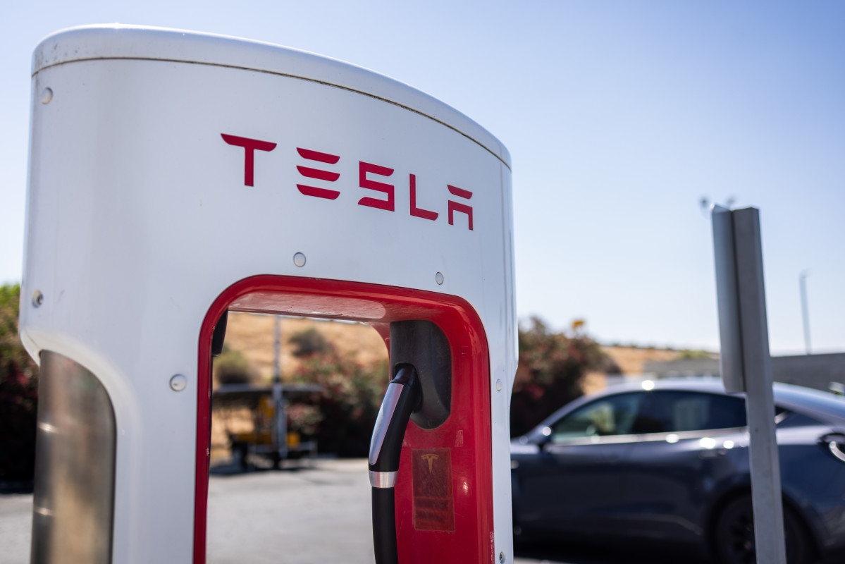 Elon Musk Cries 'Corruption' as Tesla Superchargers Disappear from Key US Route