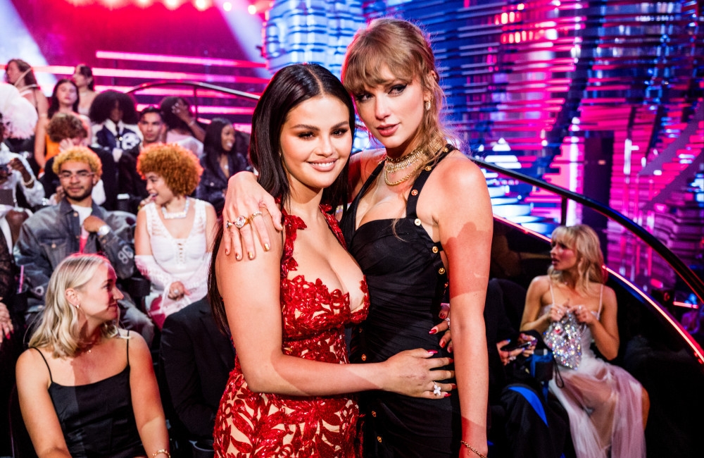Selena Gomez's sister loves 'auntie' Taylor Swift
