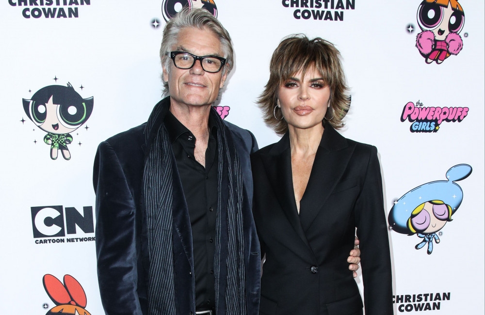 Harry Hamlin celebrates one year of sobriety