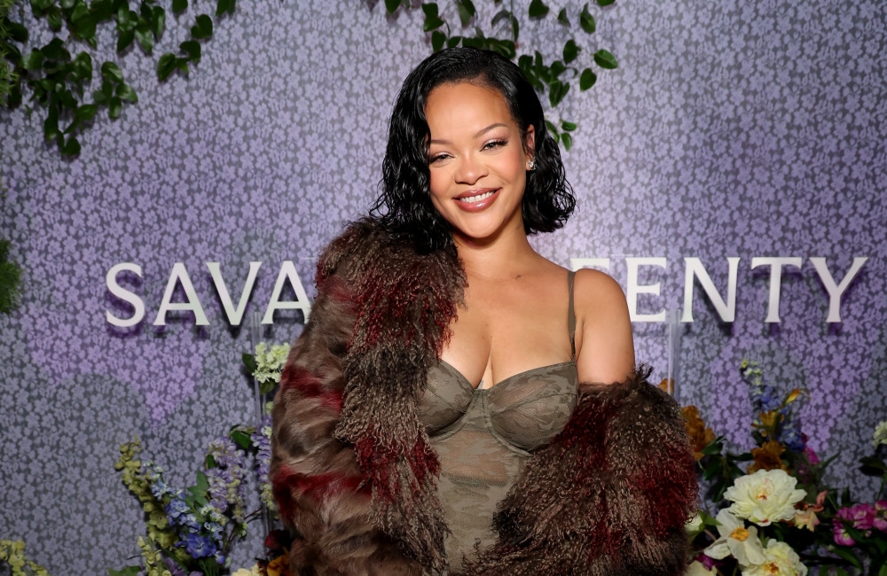 Rihanna thrilled to see Smurfs movie being 'birthed'